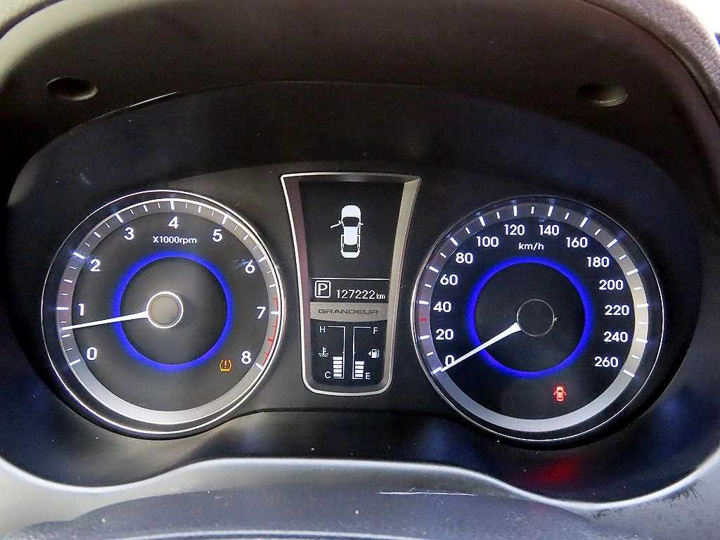 HYUNDAI Grandeur - Vista 9