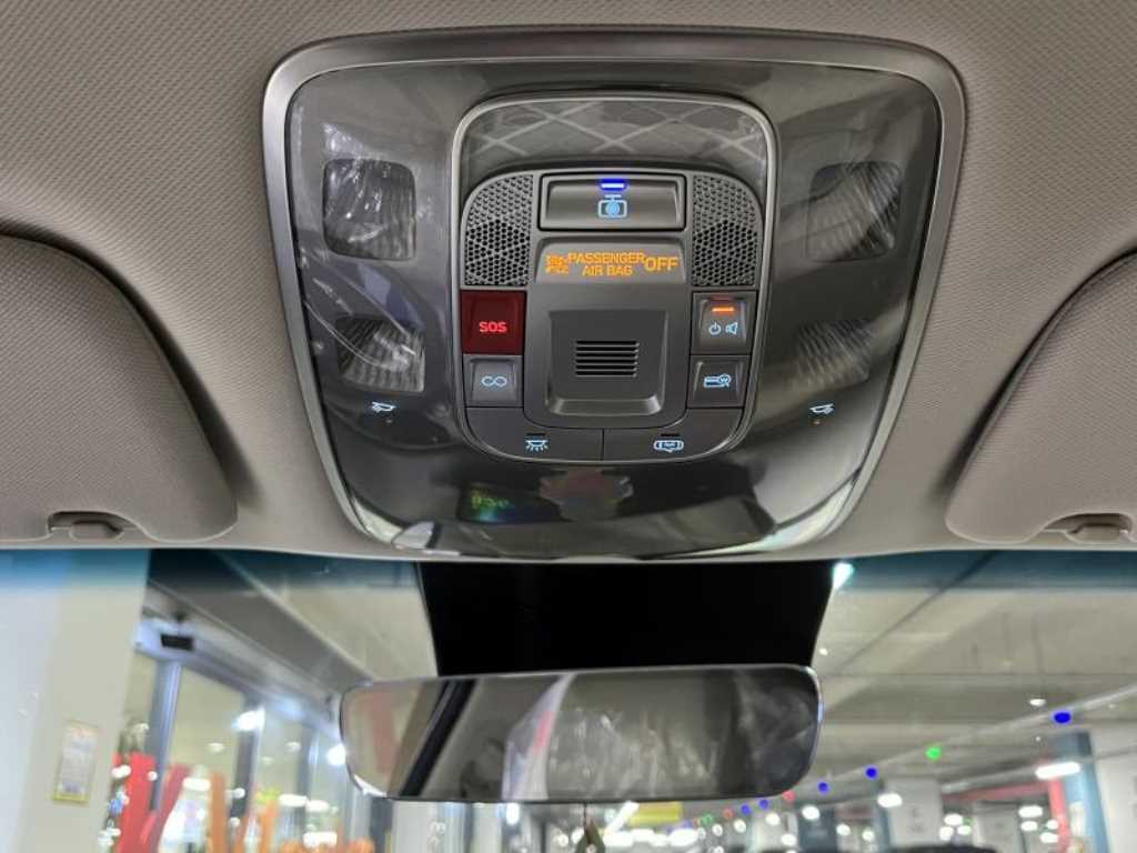 Genesis GV70 - Vista 11