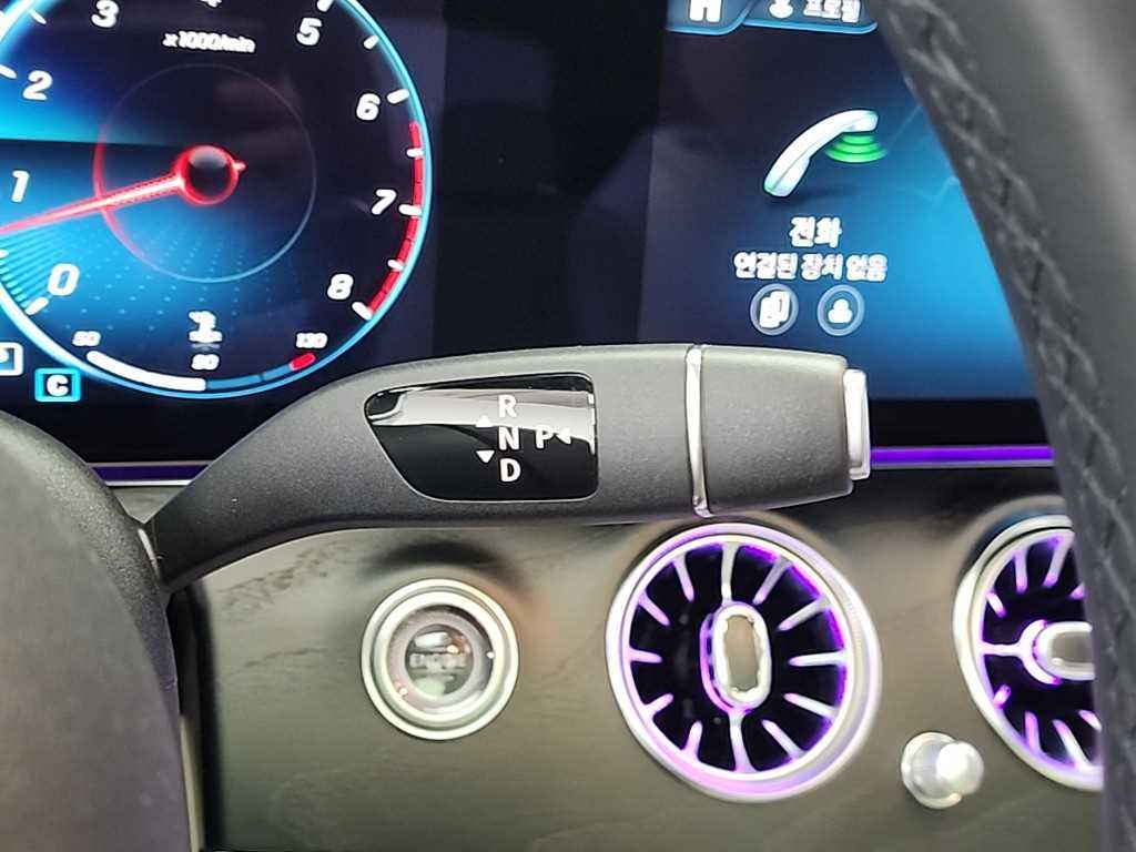 Mercedes Benz E class - Vista 8