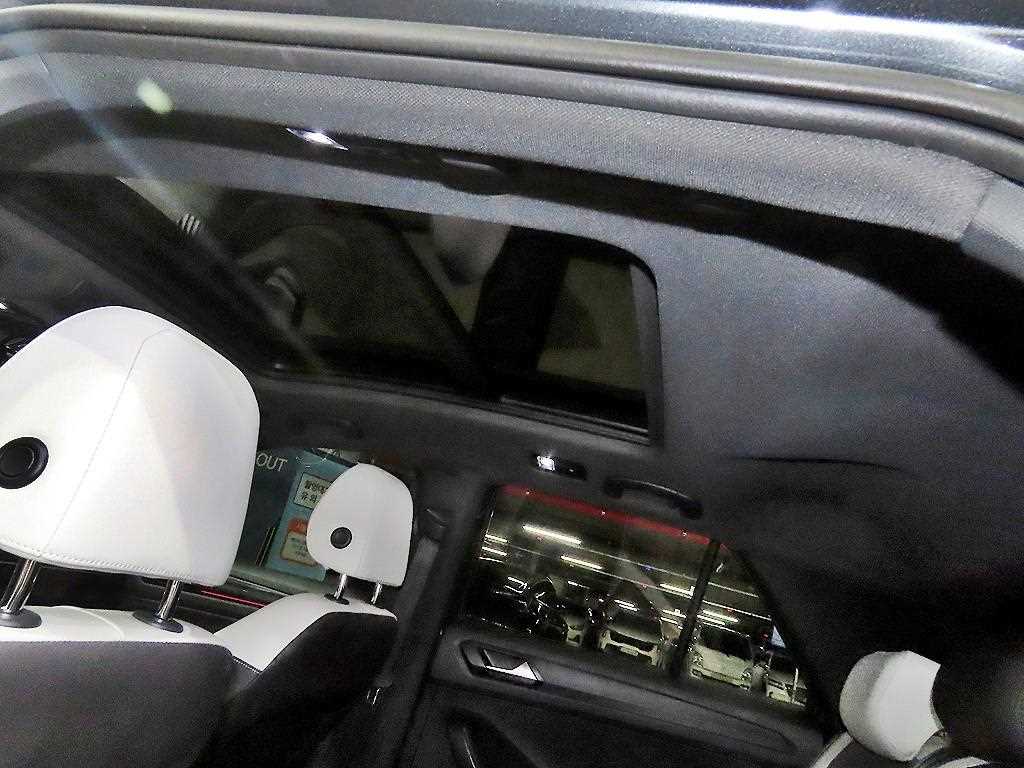 Volkswagen T-Roc 2021 Gris - Importación desde Corea - HF Imports Iquique - Foto 18