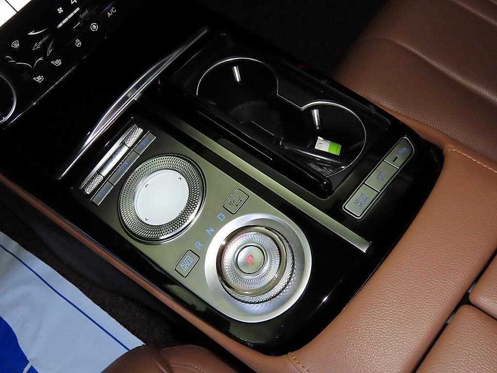 Genesis G80 - Vista 12