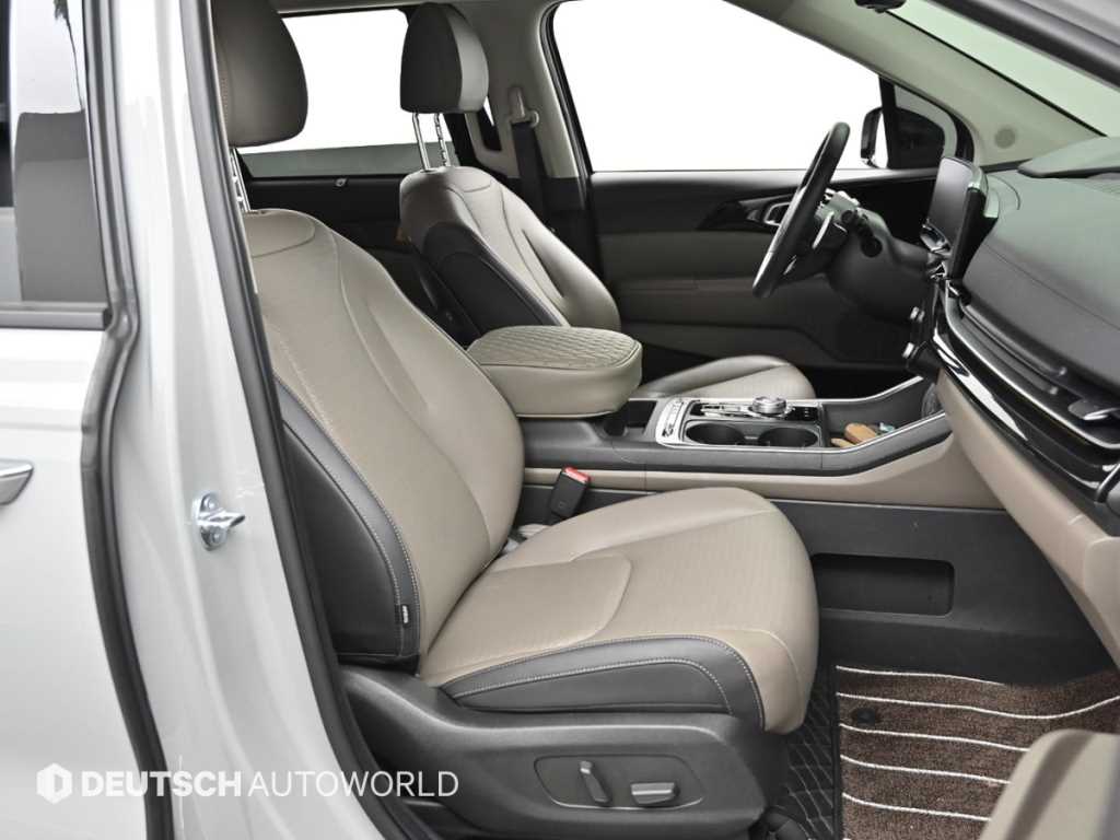 KIA Carnival - Vista 10