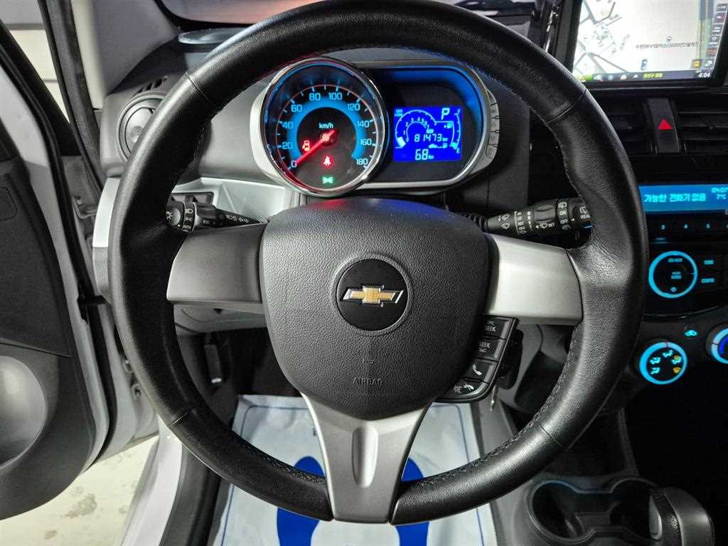 Chevrolet Spark - Vista 10