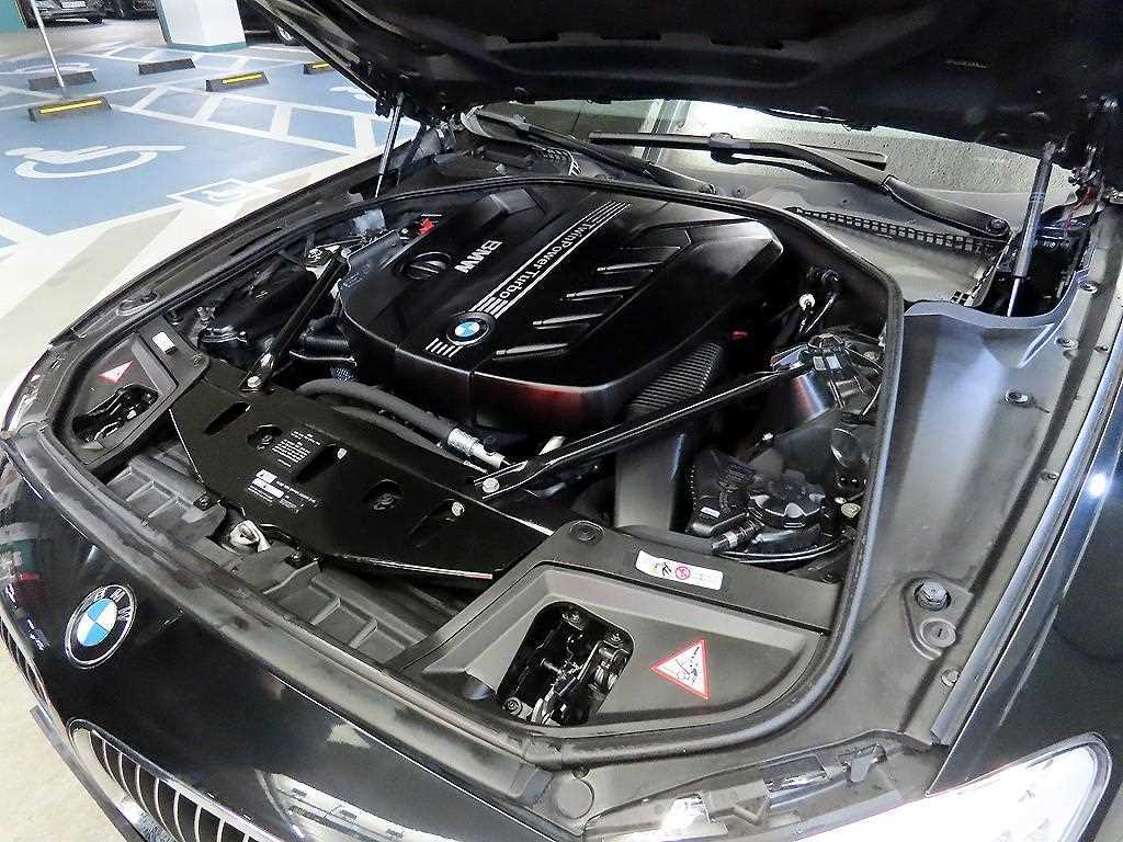 BMW 5 Series 2013 Negro - Importación desde Corea - HF Imports Iquique - Foto 19