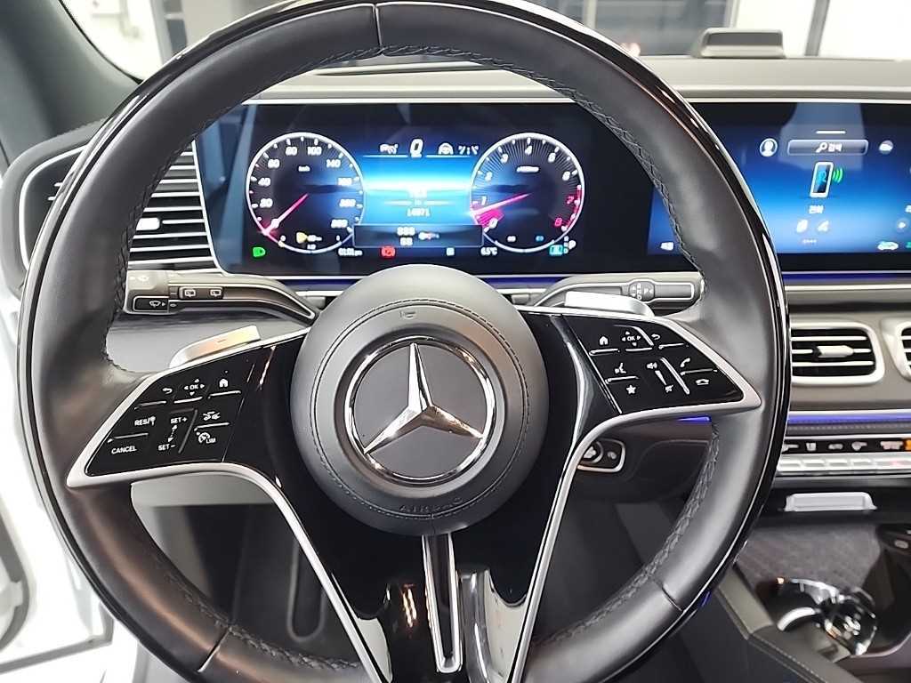 Mercedes Benz GLS Class - Vista 9