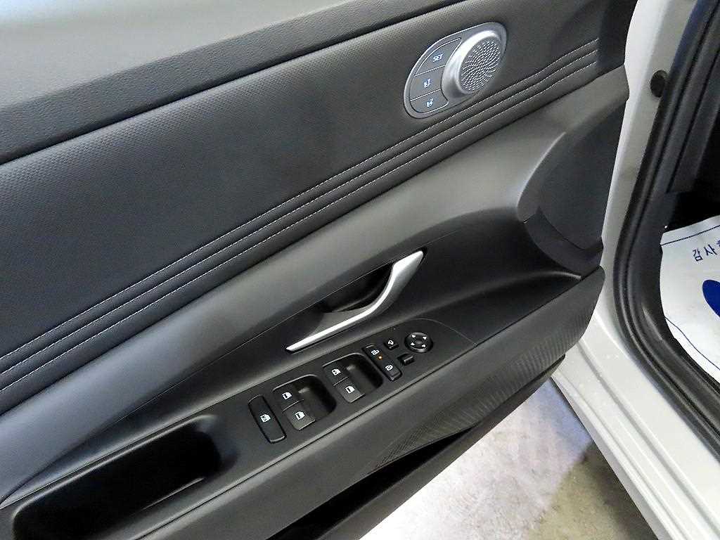 HYUNDAI Avante 2026 Gris - Importación desde Corea - HF Imports Iquique - Foto 13