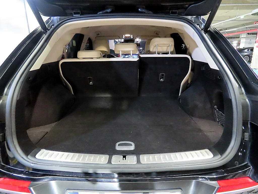 Genesis GV70 2021 Negro - Importación desde Corea - HF Imports Iquique - Foto 17