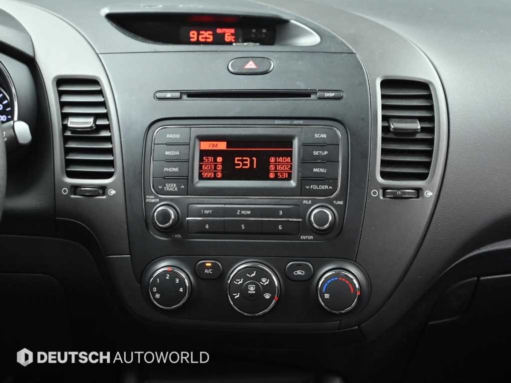 KIA K3 2014 Blanco - Importación desde Corea - HF Imports Iquique - Foto 14