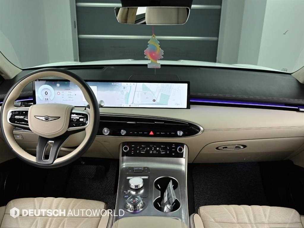 Genesis GV70 - Vista 8