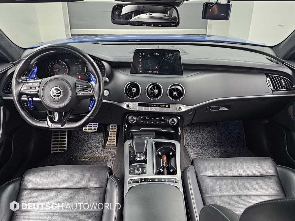 KIA Stinger - Vista 7