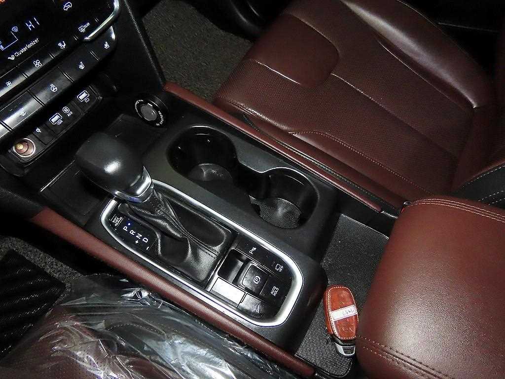 HYUNDAI Santa Fe - Vista 12