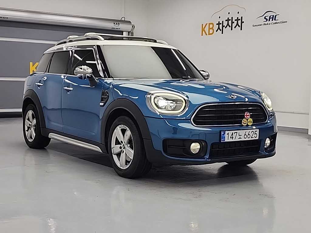 Mini Countryman - Vista 4