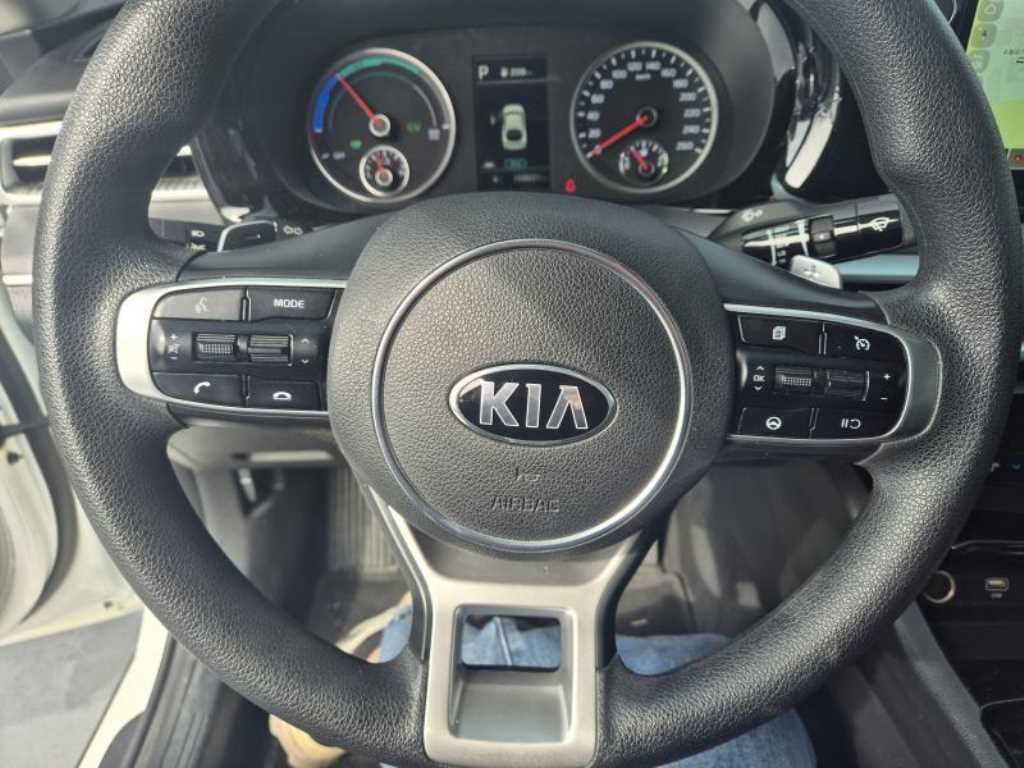 KIA K5 - Vista 10