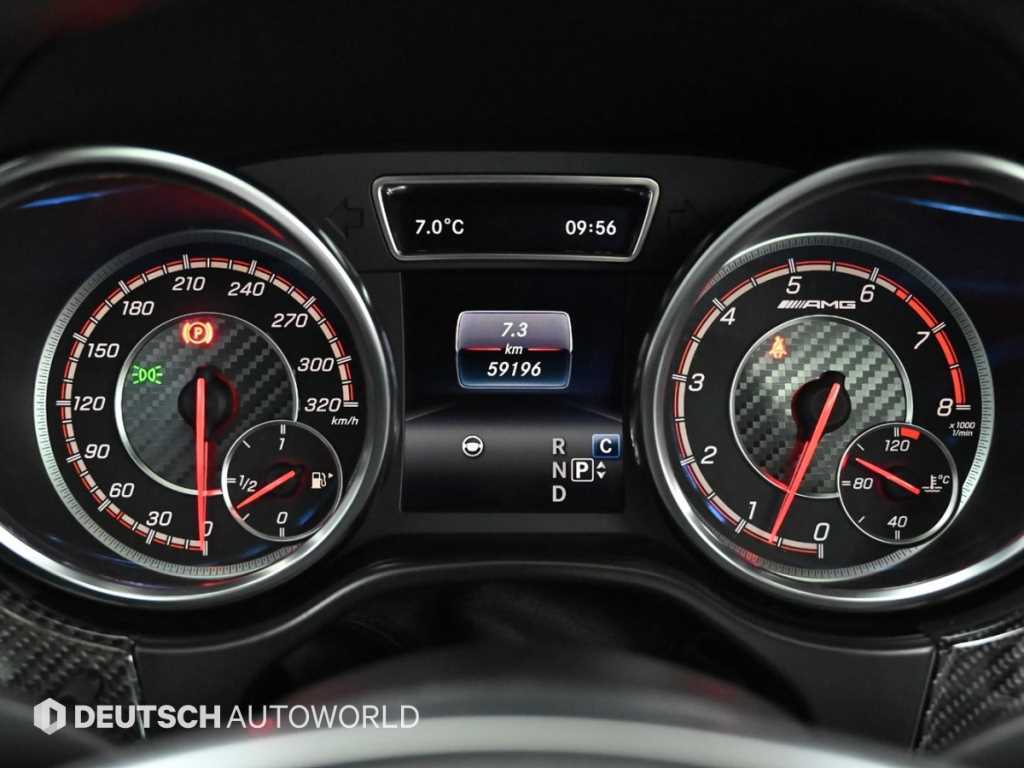 Mercedes Benz GLE Class - Vista 8