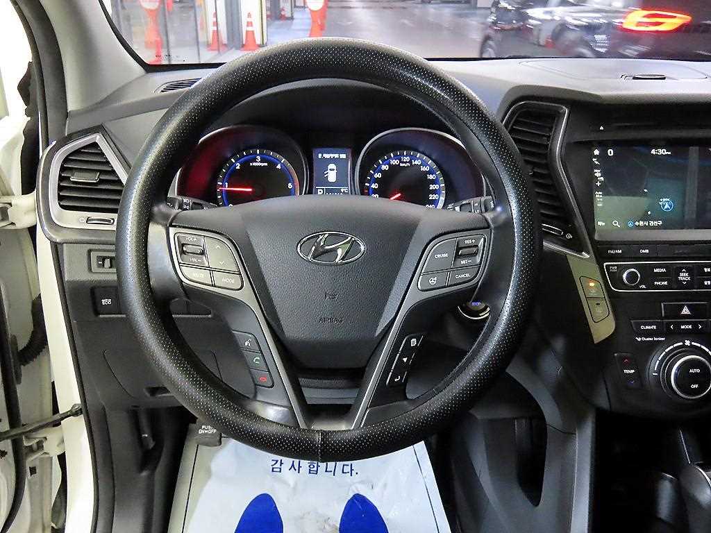 HYUNDAI Santa Fe - Vista 8