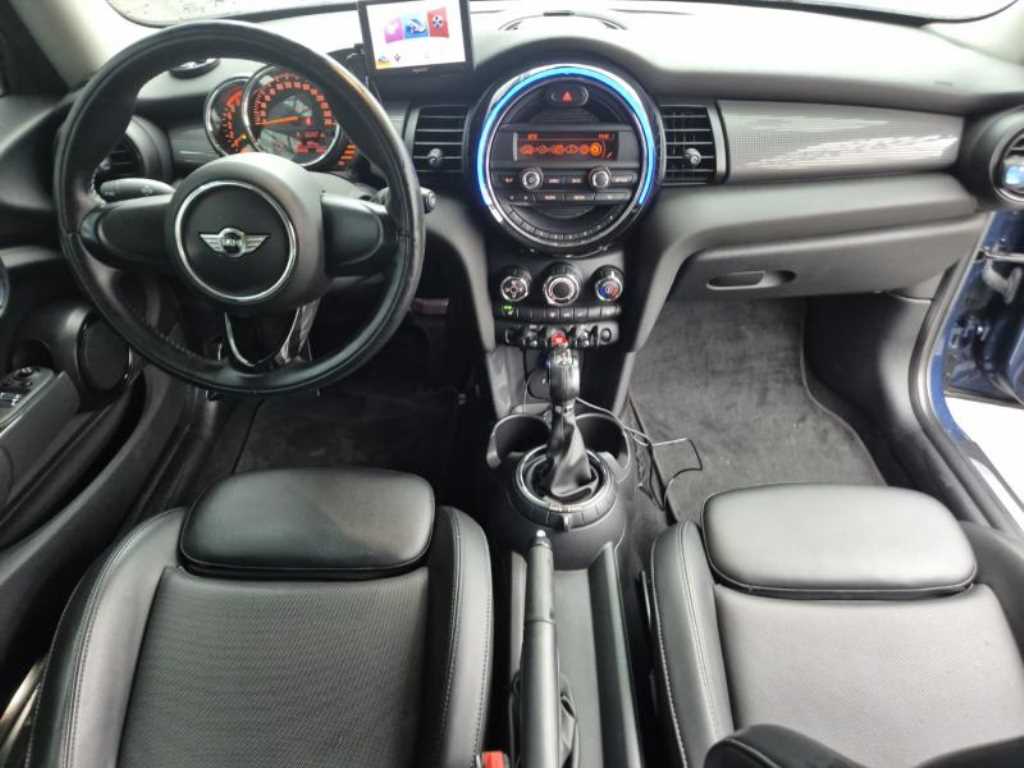 Mini Cooper - Vista 12