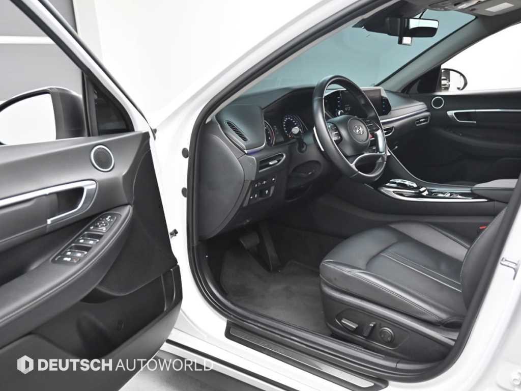 HYUNDAI Sonata - Vista 11