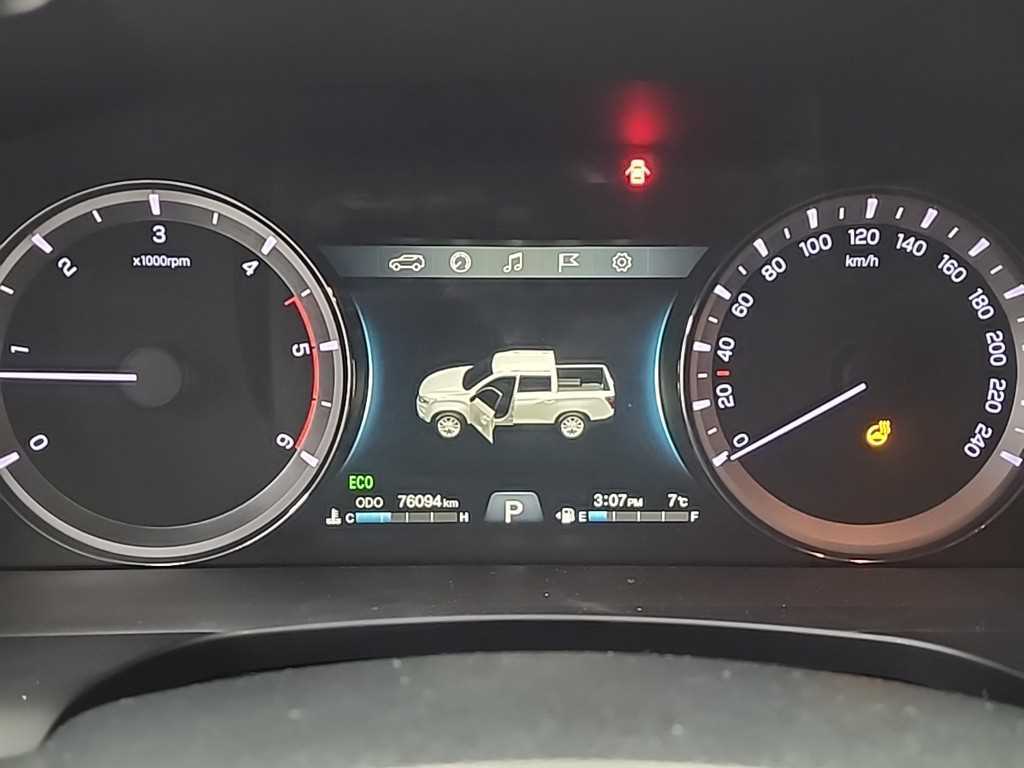 Ssangyong Rexton - Vista 6