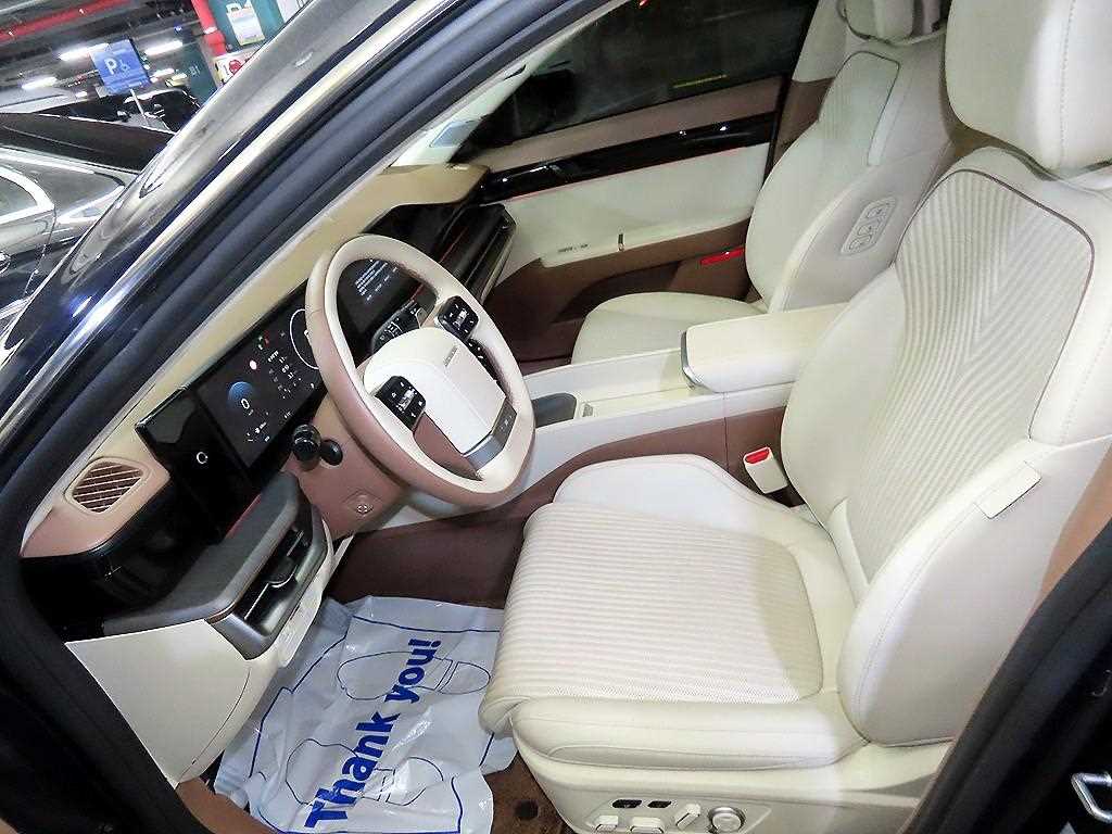 HYUNDAI Grandeur - Vista 6