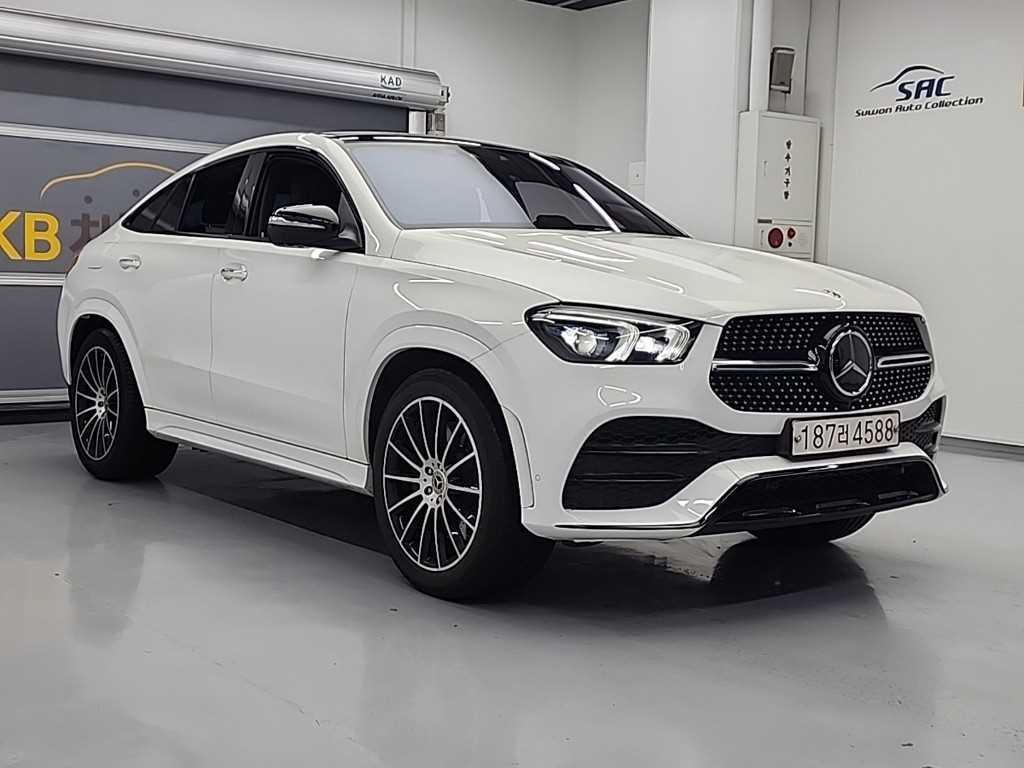 Mercedes Benz GLE Class - Vista 4
