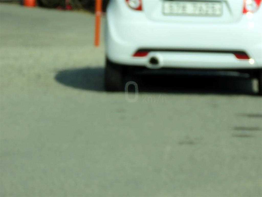 Genesis G80 - Vista 10