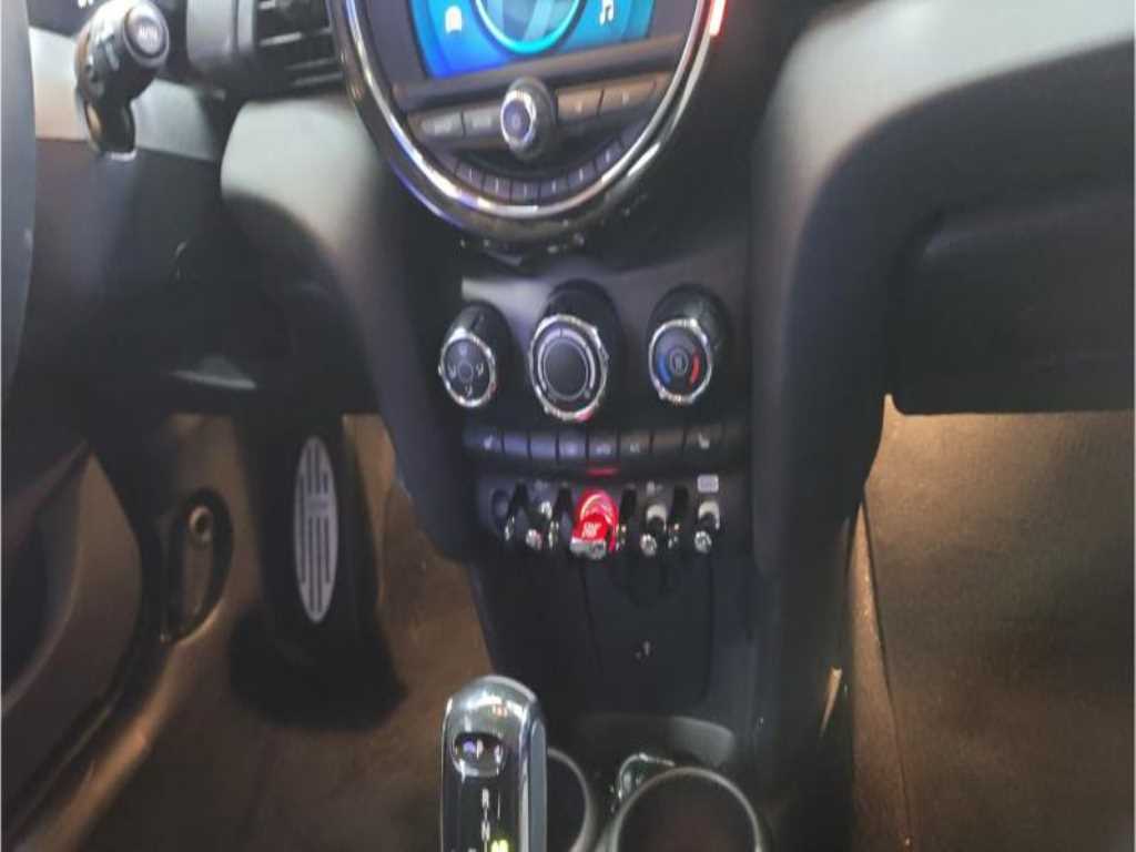 Mini Cooper - Vista 12