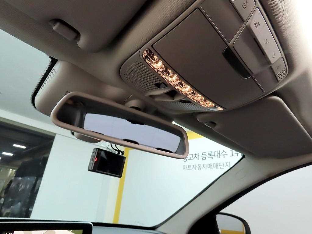 Mercedes Benz C Class 2017 Blanco - Importación desde Corea - HF Imports Iquique - Foto 17