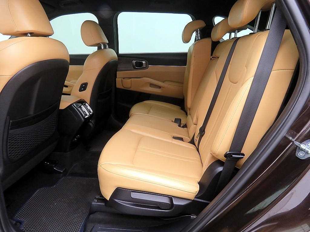 KIA Sorento - Vista 8