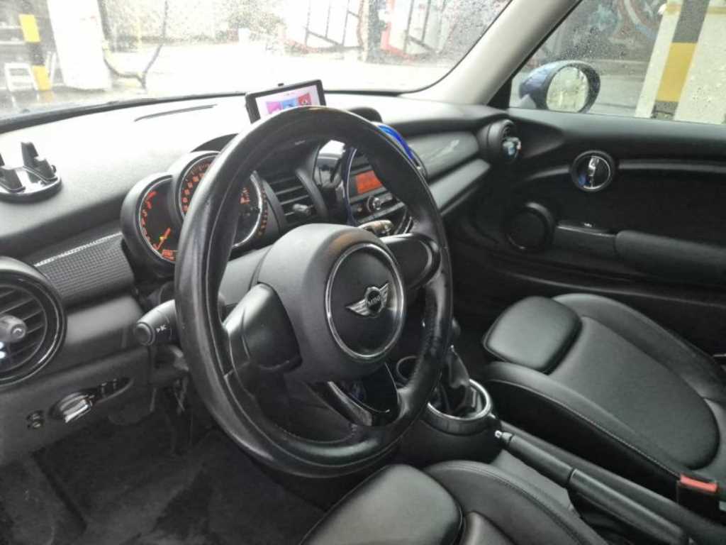 Mini Cooper - Vista 9