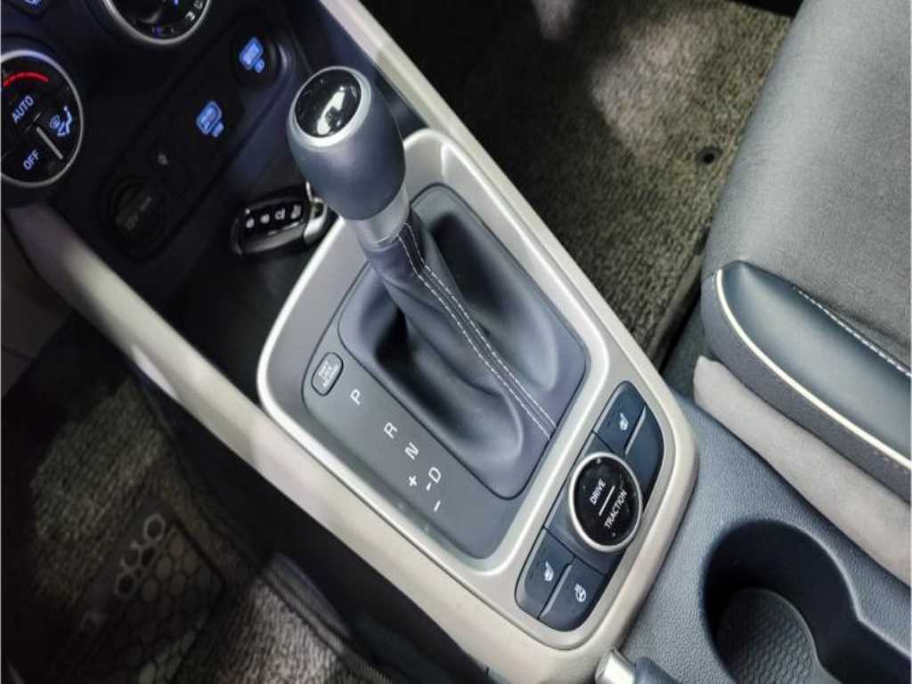 HYUNDAI Venue 2020 - Importación desde Corea - HF Imports Iquique - Foto 14