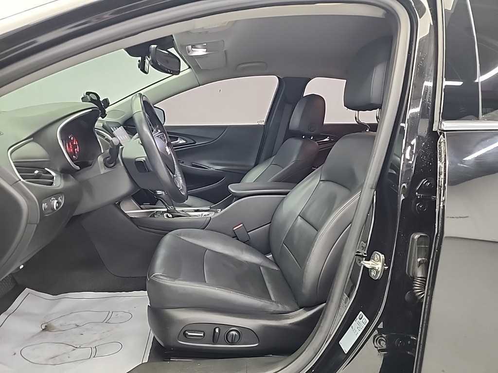 Chevrolet Malibu - Vista 11