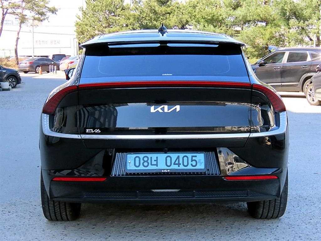 KIA EV6 - Vista 4