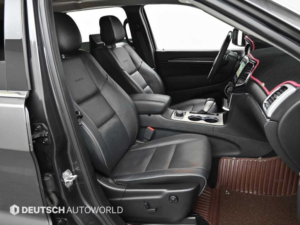 Jeep Cherokee - Vista 10