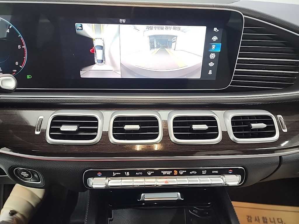 Mercedes Benz GLE Class - Vista 10