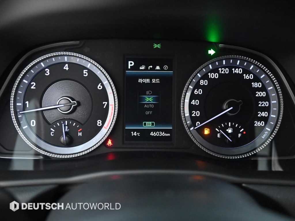 HYUNDAI Sonata - Vista 8