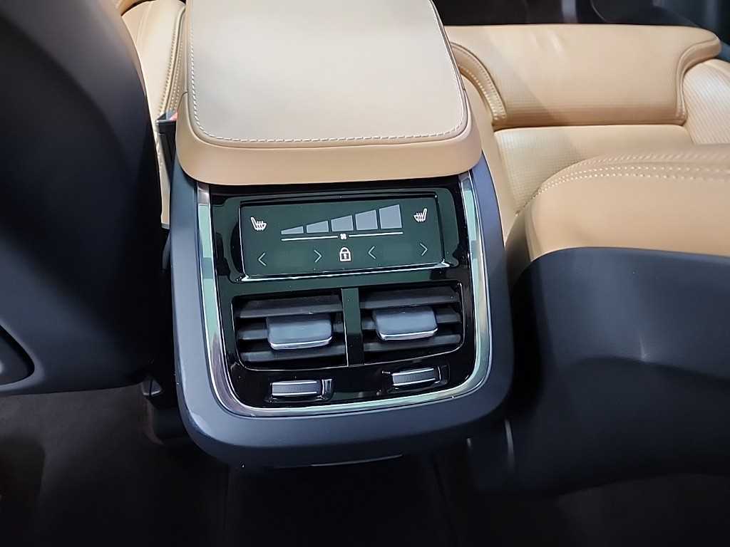 Volvo XC90 2018 Negro - Importación desde Corea - HF Imports Iquique - Foto 13