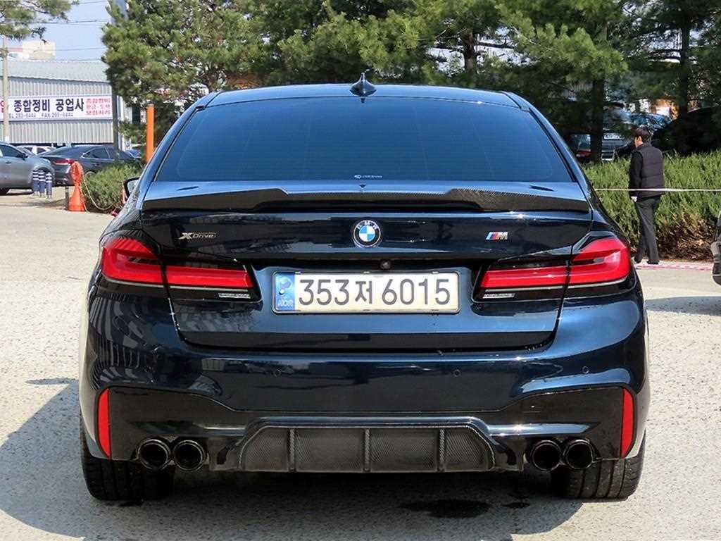 BMW 5 Series - Vista 4