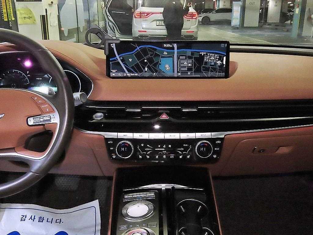 Genesis G80 - Vista 11