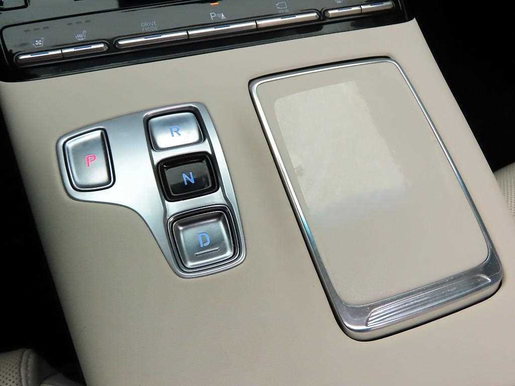 HYUNDAI Grandeur - Vista 10