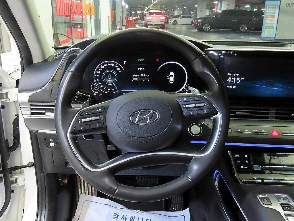 HYUNDAI Grandeur - Vista 8