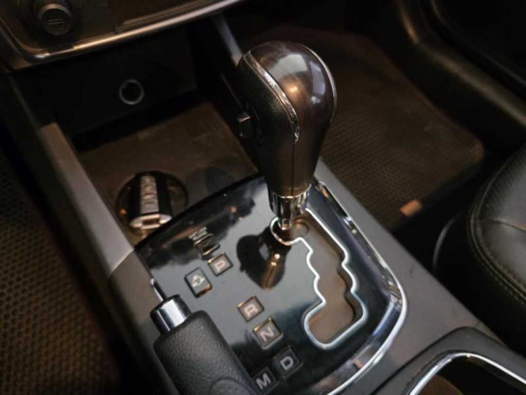 Ssangyong Korando - Vista 11