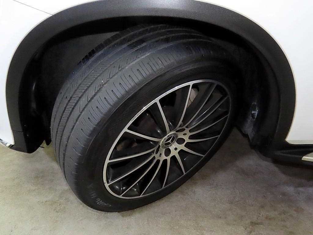 Mercedes Benz GLC Class 2018 the color of pearl - Importación desde Corea - HF Imports Iquique - Foto 20