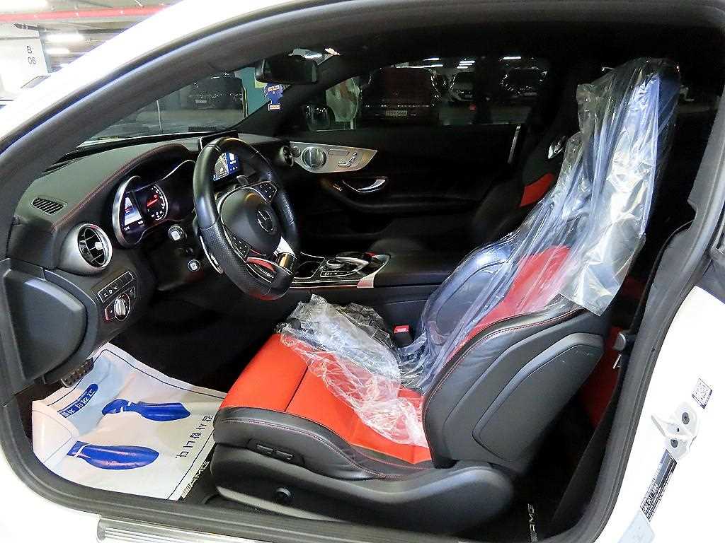 Mercedes Benz C Class - Vista 6