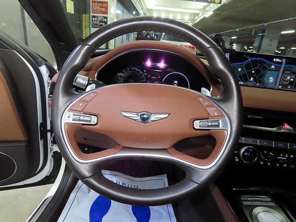 Genesis G80 - Vista 8