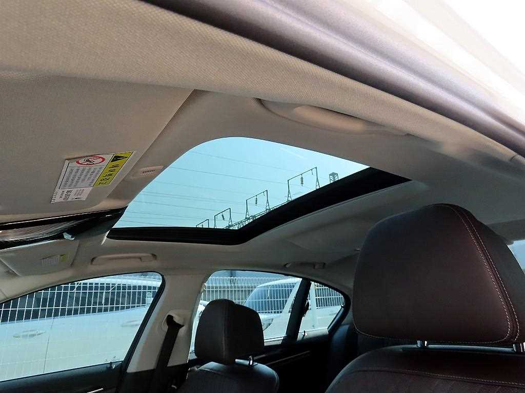 BMW 5 Series 2018 Blanco - Importación desde Corea - HF Imports Iquique - Foto 17