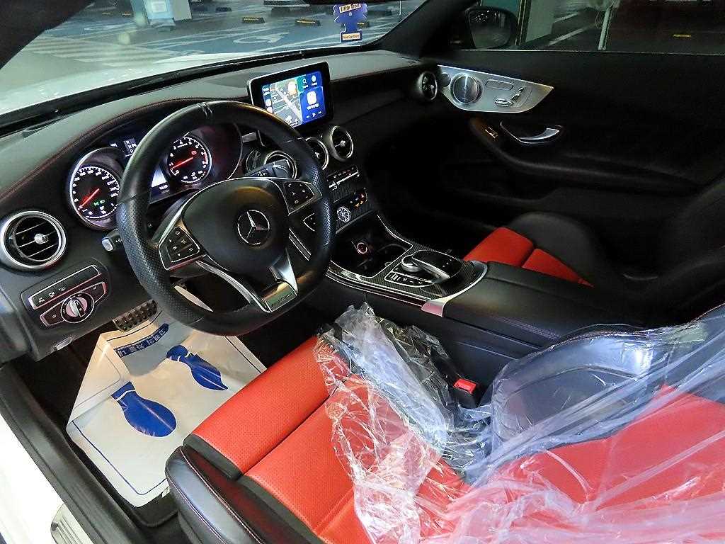 Mercedes Benz C Class - Vista 10