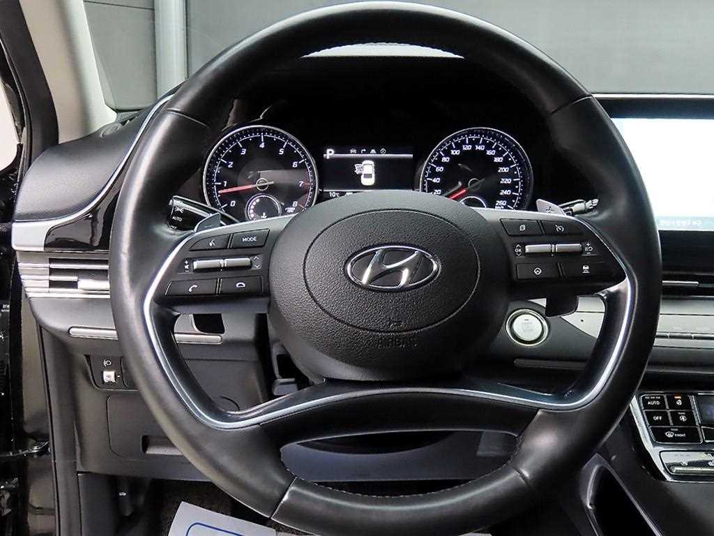 HYUNDAI Grandeur - Vista 9