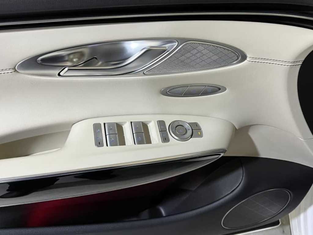 Genesis GV70 2024 Blanco - Importación desde Corea - HF Imports Iquique - Foto 15