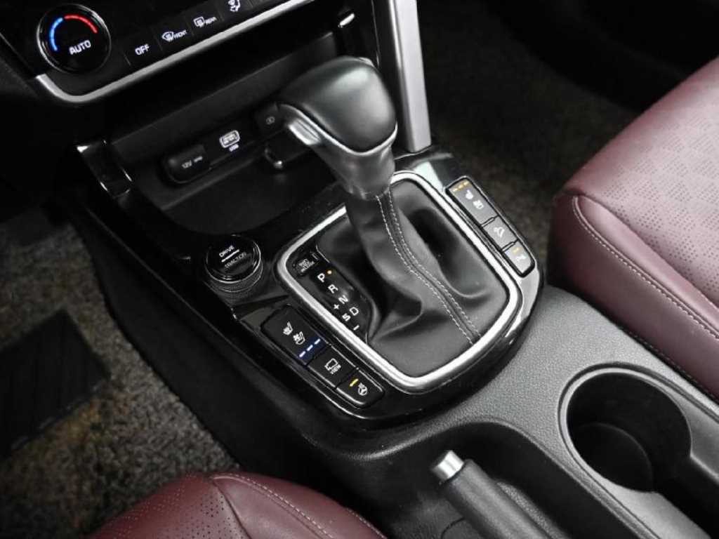 KIA Seltos - Vista 7