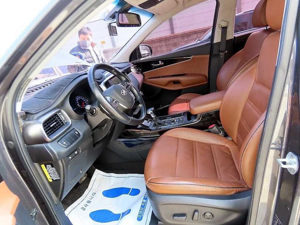 KIA Sorento - Vista 5